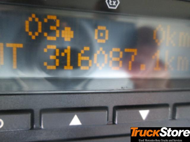 Mercedes-Benz Actros 1845 LS nRL - Τράκτορας: φωτογραφία 5 Mercedes-Benz Actros 1845 LS nRL - Τράκτορας: φωτογραφία 5