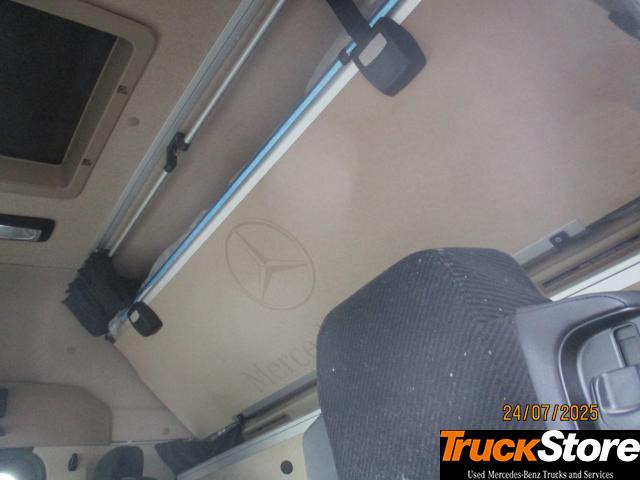 Τράκτορας Mercedes-Benz Actros 1845 LS nRL: φωτογραφία 6 Τράκτορας Mercedes-Benz Actros 1845 LS nRL: φωτογραφία 6