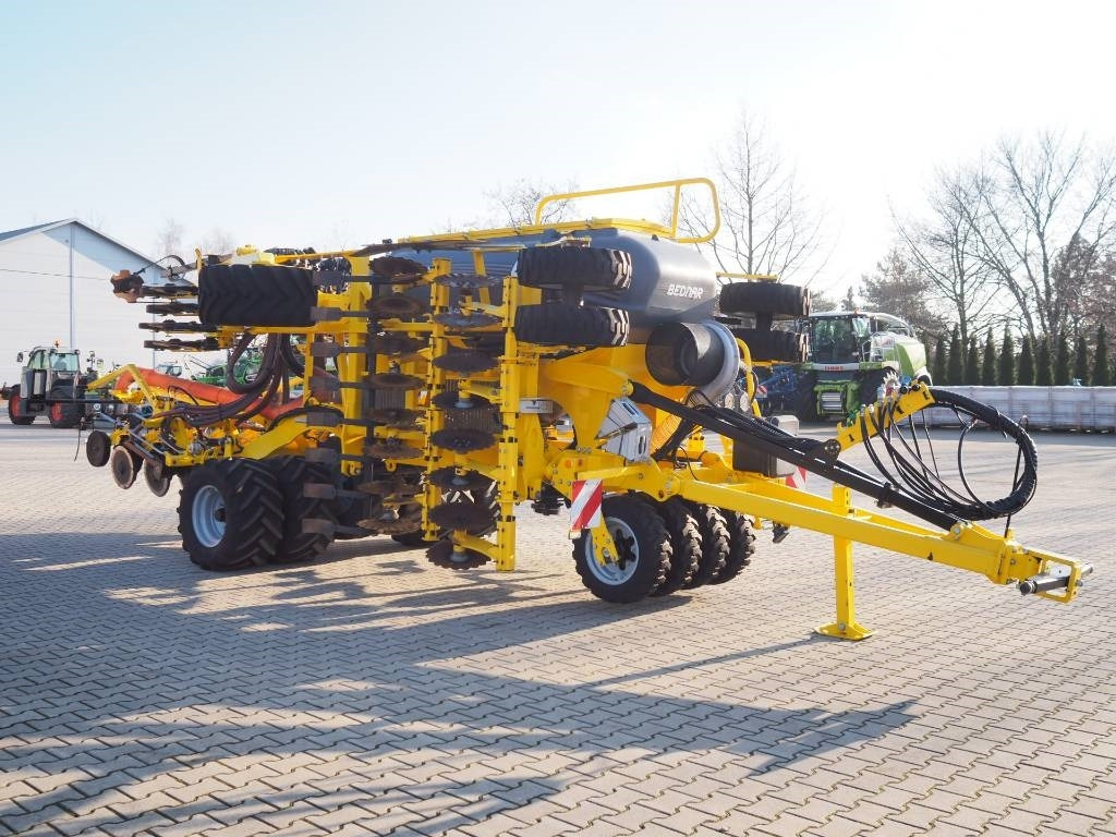 Bednar OMEGA OO 4000L - Σπαρτική με σβάρνα: φωτογραφία 5 Bednar OMEGA OO 4000L - Σπαρτική με σβάρνα: φωτογραφία 5