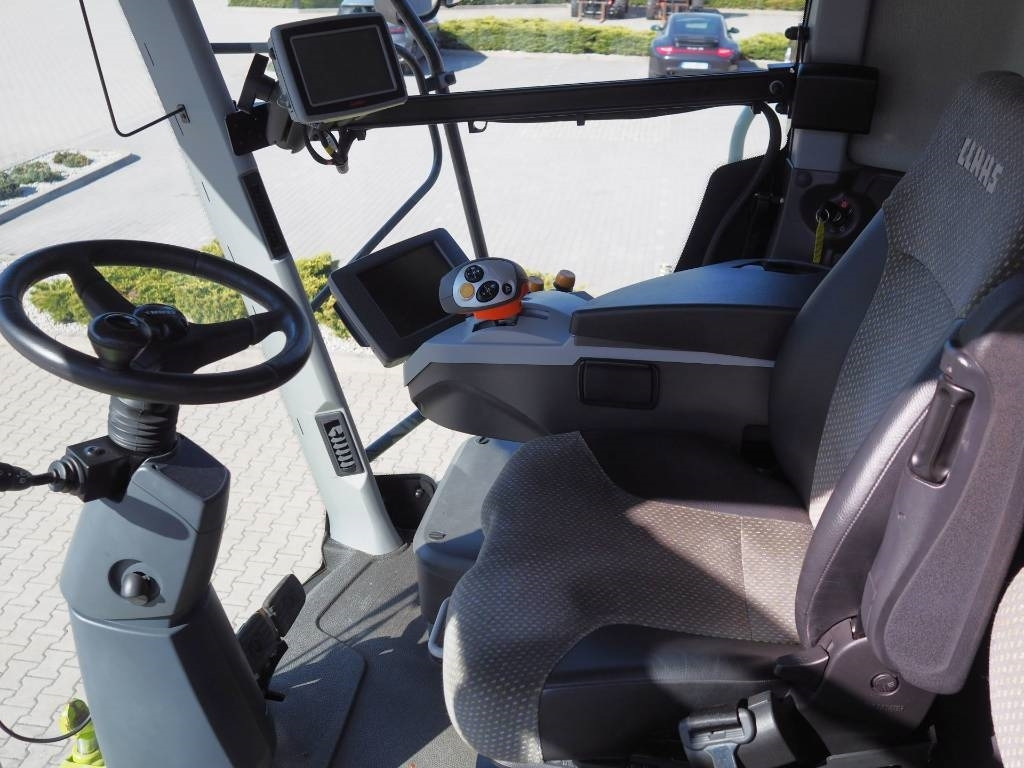 Claas Lexion 750TT GPS + V930 - Θεριζοαλωνιστική μηχανή: φωτογραφία 5 Claas Lexion 750TT GPS + V930 - Θεριζοαλωνιστική μηχανή: φωτογραφία 5