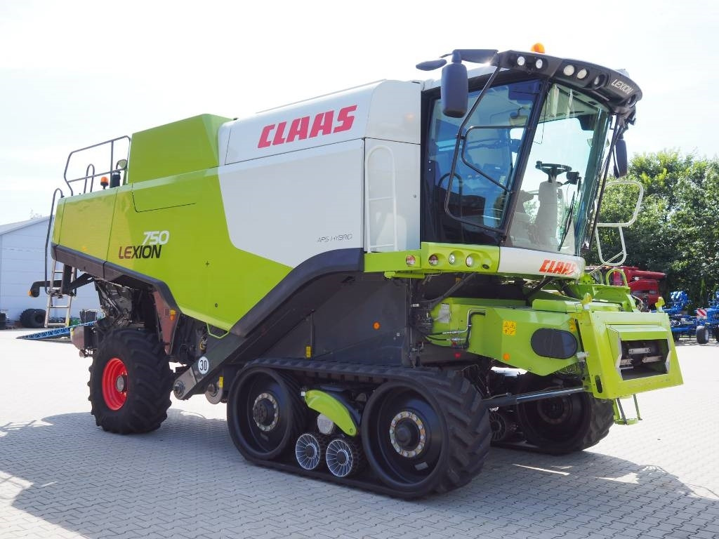 Claas Lexion 750TT + V900 - Θεριζοαλωνιστική μηχανή: φωτογραφία 4 Claas Lexion 750TT + V900 - Θεριζοαλωνιστική μηχανή: φωτογραφία 4