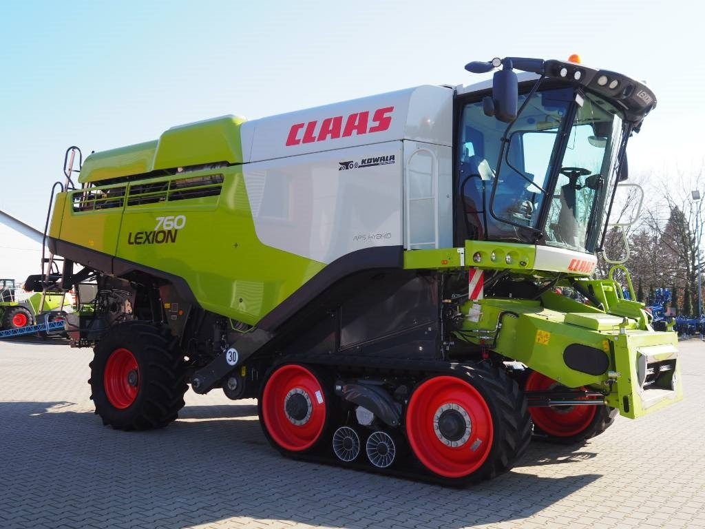 Claas Lexion 760TT + V930 - Θεριζοαλωνιστική μηχανή: φωτογραφία 4 Claas Lexion 760TT + V930 - Θεριζοαλωνιστική μηχανή: φωτογραφία 4