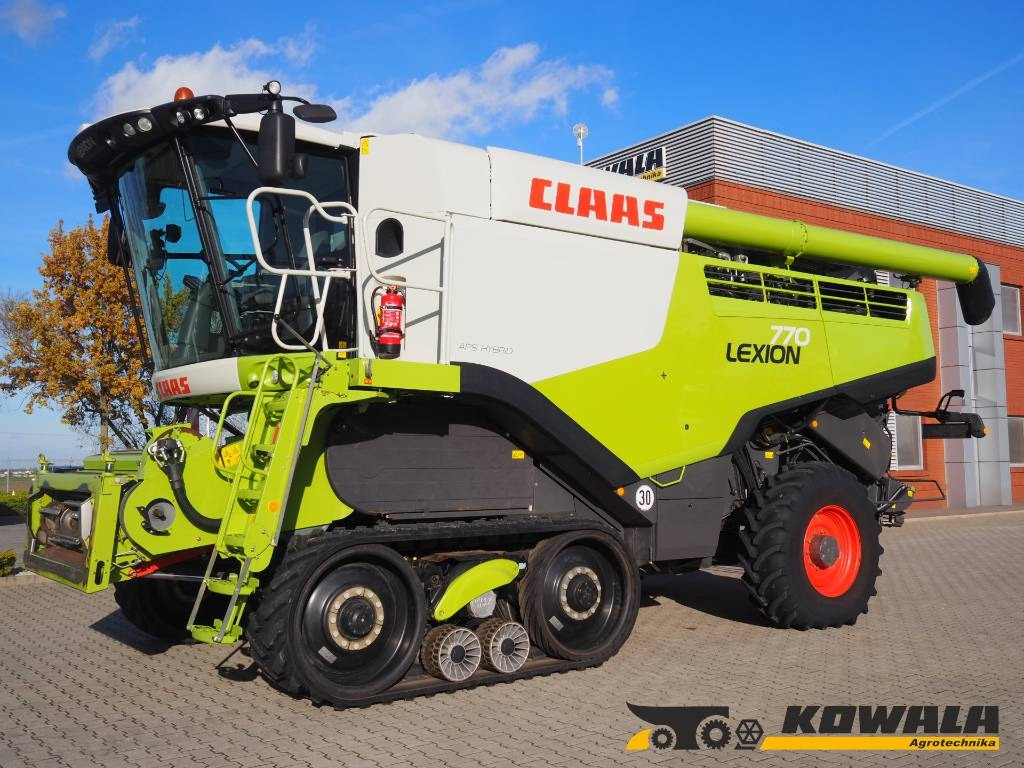 Claas Lexion 770TT 4x4 + V1200 - Θεριζοαλωνιστική μηχανή: φωτογραφία 1 Claas Lexion 770TT 4x4 + V1200 - Θεριζοαλωνιστική μηχανή: φωτογραφία 1