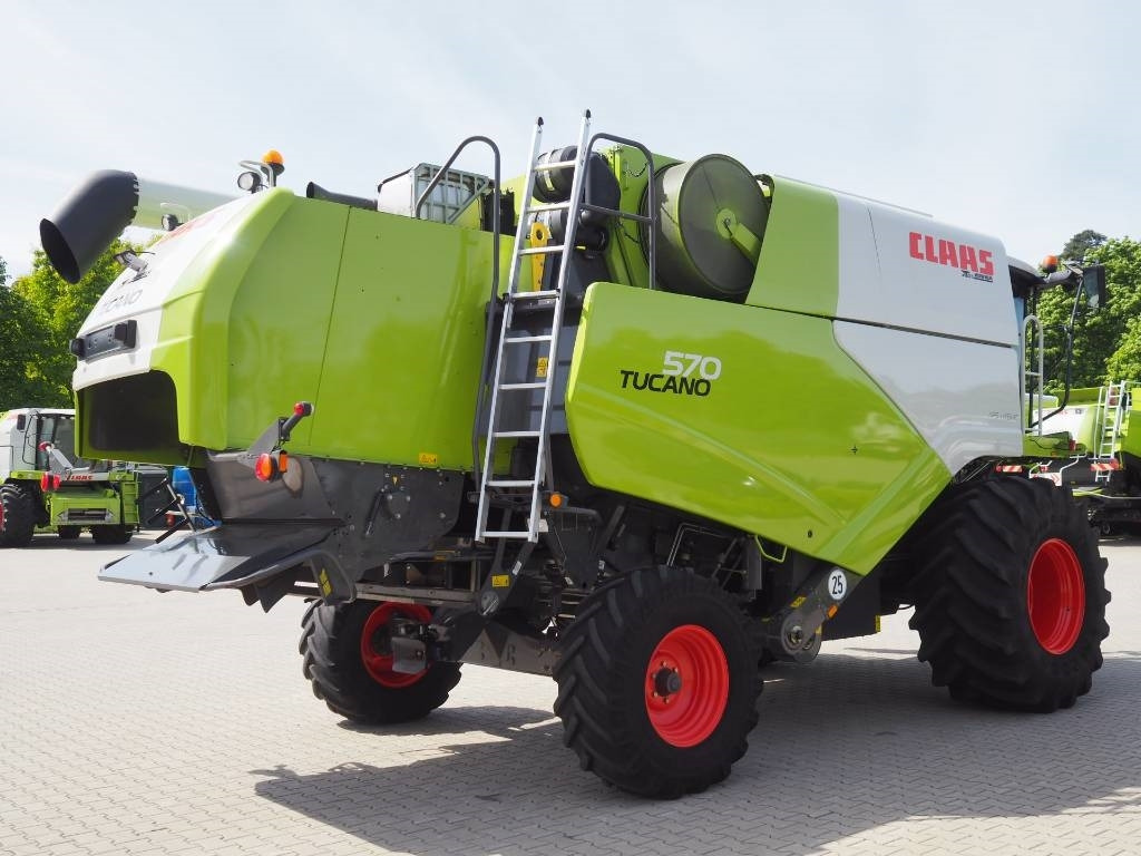 Claas Tucano 570 + V770 - Θεριζοαλωνιστική μηχανή: φωτογραφία 3 Claas Tucano 570 + V770 - Θεριζοαλωνιστική μηχανή: φωτογραφία 3