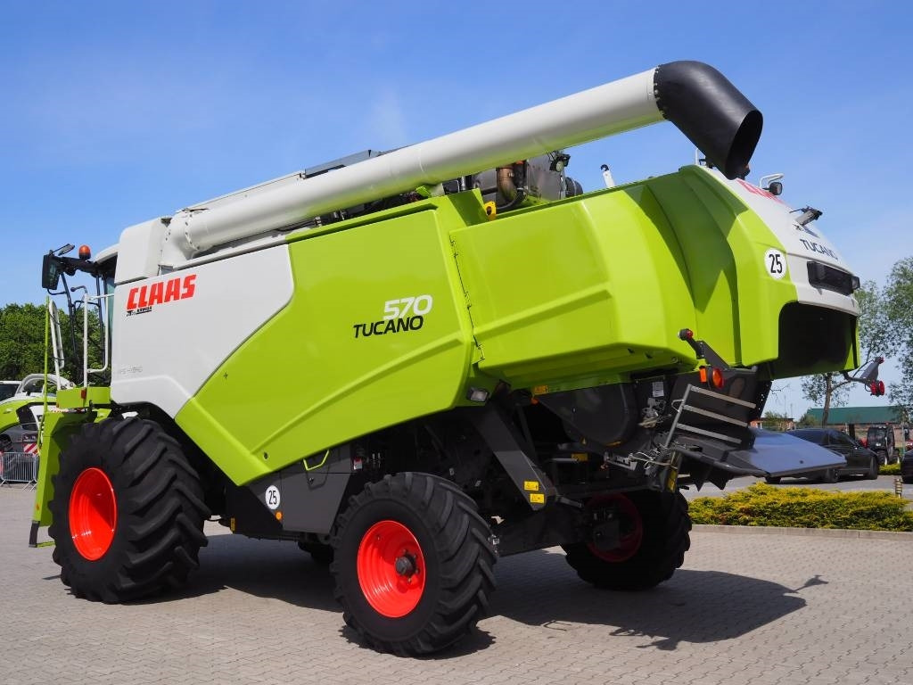 Claas Tucano 570 + V770 - Θεριζοαλωνιστική μηχανή: φωτογραφία 2 Claas Tucano 570 + V770 - Θεριζοαλωνιστική μηχανή: φωτογραφία 2