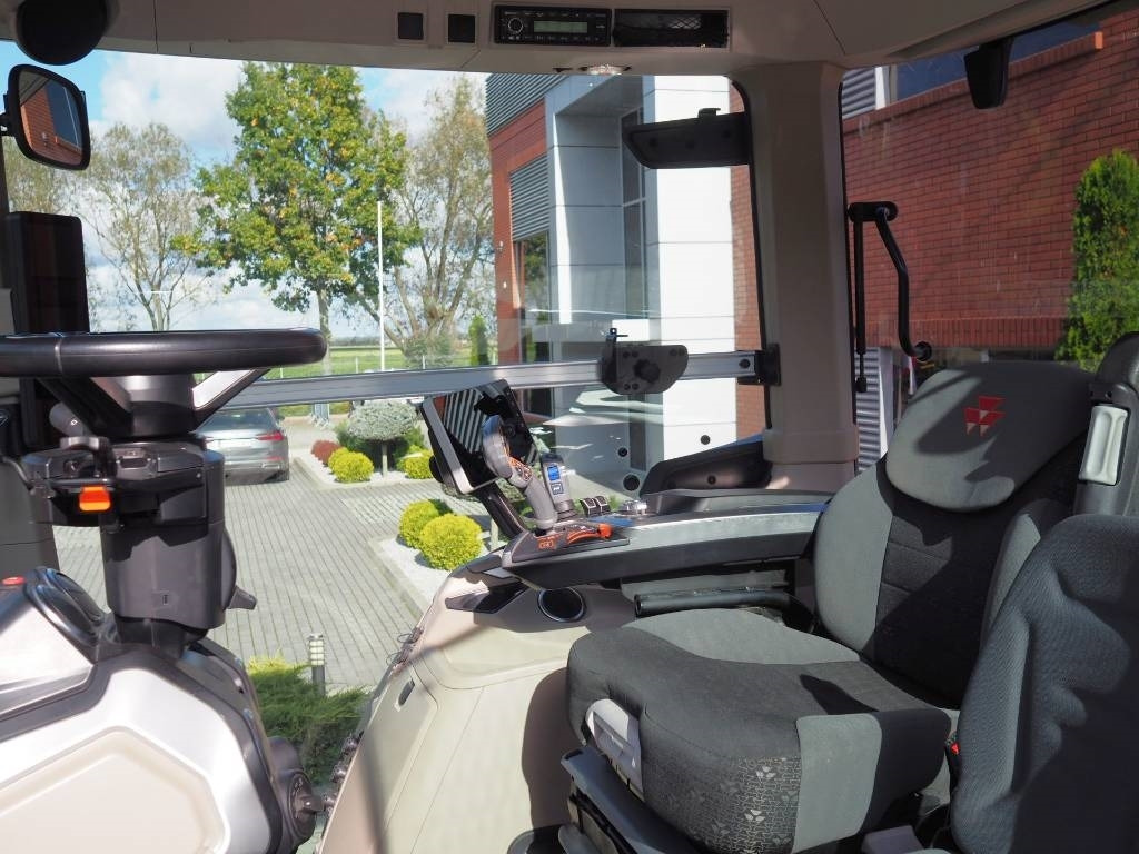 Massey Ferguson 8S.225 Dyna-7, GPS - Τρακτέρ: φωτογραφία 5 Massey Ferguson 8S.225 Dyna-7, GPS - Τρακτέρ: φωτογραφία 5