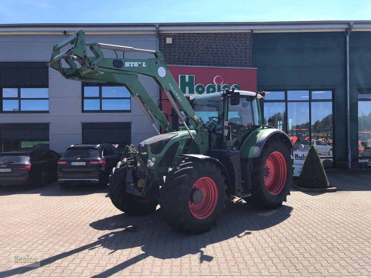 Fendt 714 Vario - Τρακτέρ: φωτογραφία 1 Fendt 714 Vario - Τρακτέρ: φωτογραφία 1