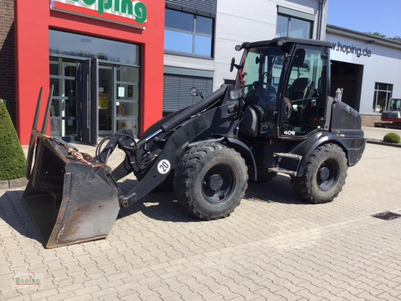 JCB 409 - Ελαστιχοφόρος φορτωτής: φωτογραφία 2 JCB 409 - Ελαστιχοφόρος φορτωτής: φωτογραφία 2