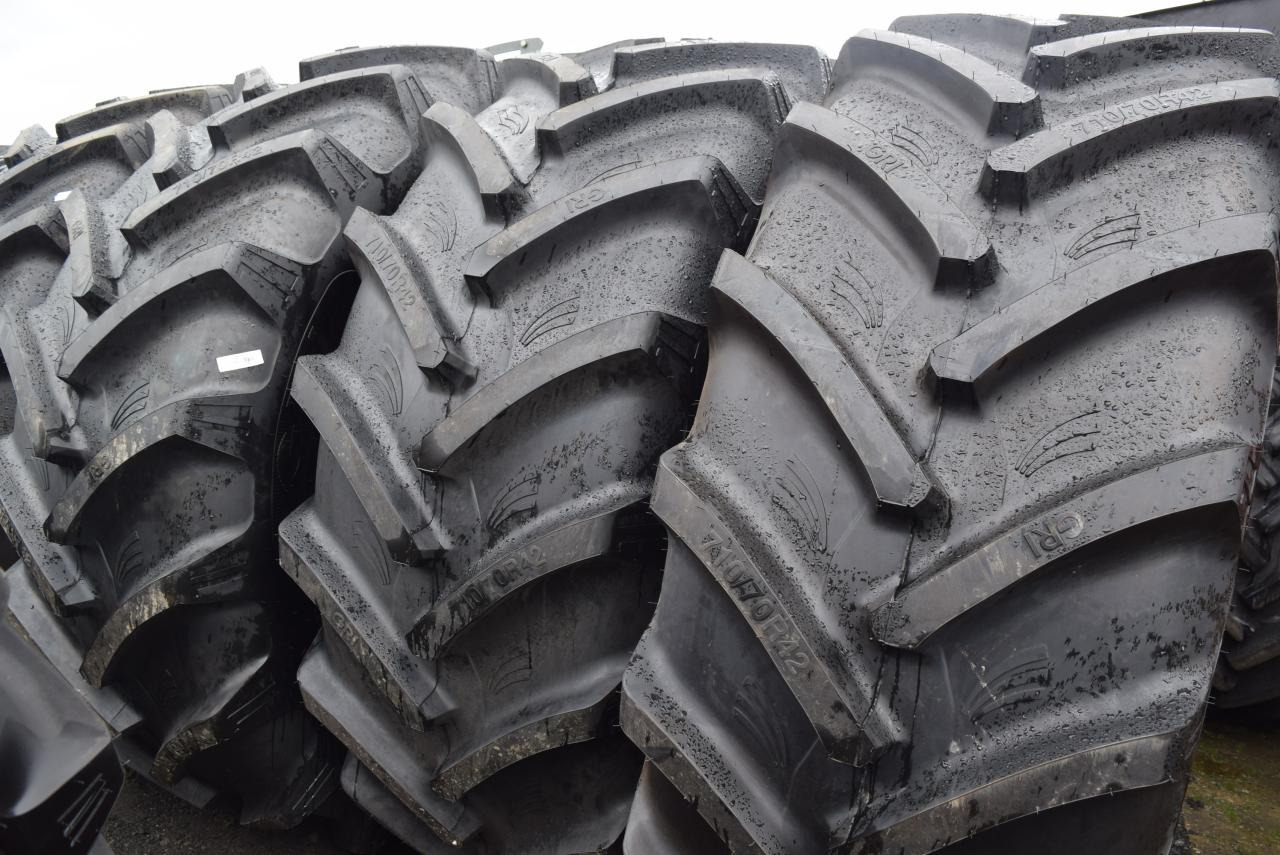 710/70R42 *GRI* - Ελαστικό: φωτογραφία 1 710/70R42 *GRI* - Ελαστικό: φωτογραφία 1