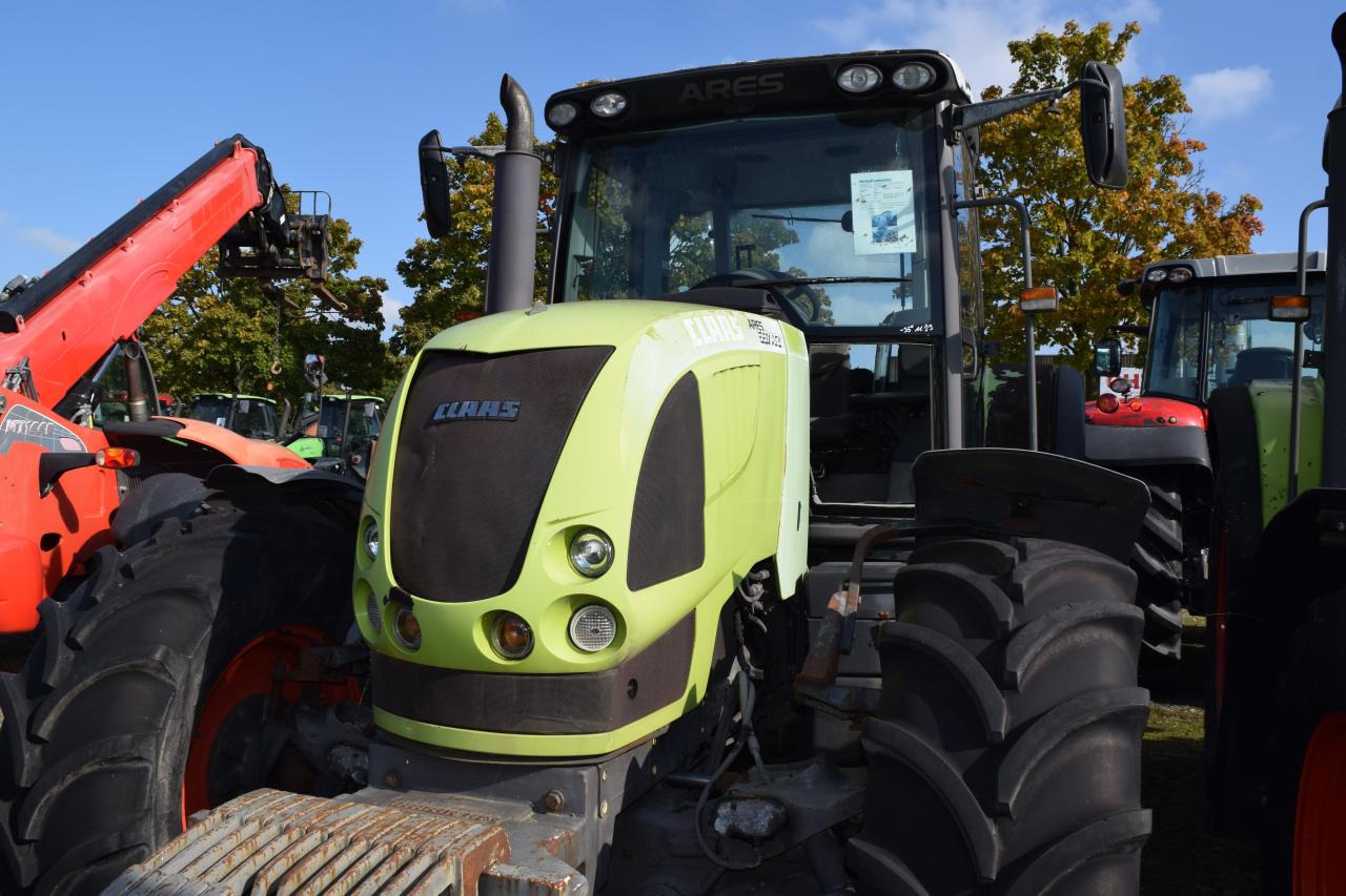 CLAAS Ares 697 ATZ - Τρακτέρ: φωτογραφία 2 CLAAS Ares 697 ATZ - Τρακτέρ: φωτογραφία 2