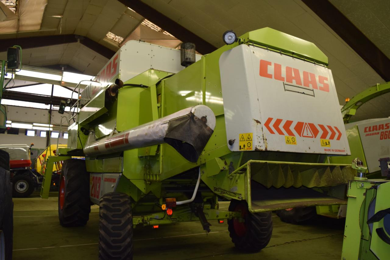 CLAAS Dominator 203 Mega - Θεριζοαλωνιστική μηχανή: φωτογραφία 4 CLAAS Dominator 203 Mega - Θεριζοαλωνιστική μηχανή: φωτογραφία 4
