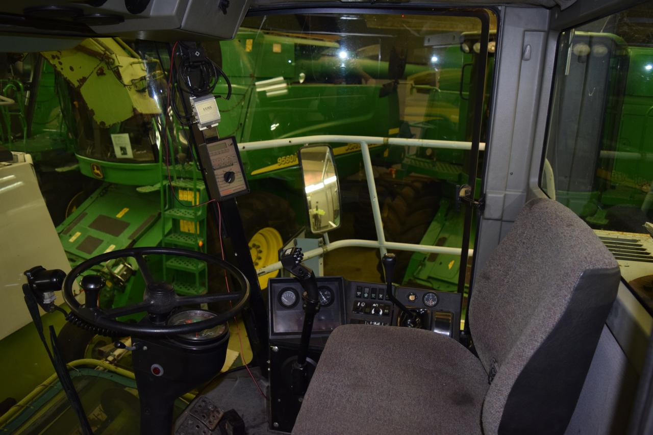 Ενσιρωτική μηχανή CLAAS Jaguar 860: φωτογραφία 6 Ενσιρωτική μηχανή CLAAS Jaguar 860: φωτογραφία 6