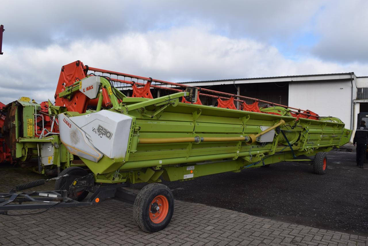 CLAAS V 1230 Vario *Schneidwerk* - Θεριζοαλωνιστική μηχανή - κεφαλή: φωτογραφία 1 CLAAS V 1230 Vario *Schneidwerk* - Θεριζοαλωνιστική μηχανή - κεφαλή: φωτογραφία 1