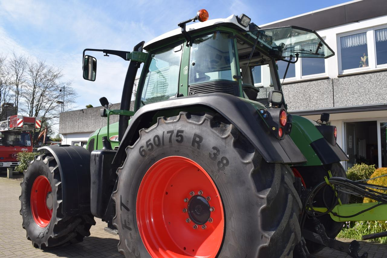 Fendt 718 Vario TMS - Τρακτέρ: φωτογραφία 5 Fendt 718 Vario TMS - Τρακτέρ: φωτογραφία 5
