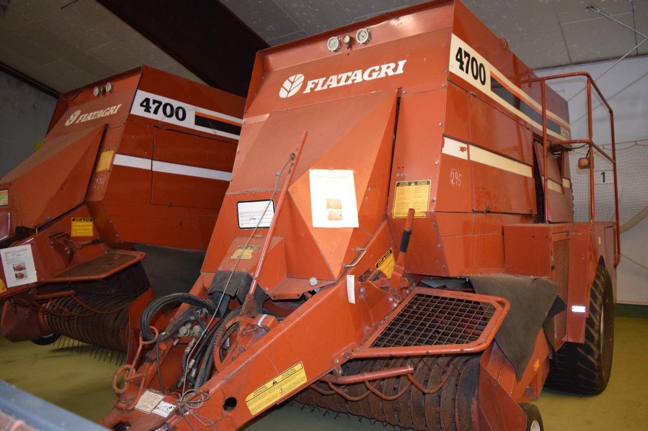 Fiat Hesston 4700 - Χορτοδετική μηχανή τετράγωνες μπάλες: φωτογραφία 4 Fiat Hesston 4700 - Χορτοδετική μηχανή τετράγωνες μπάλες: φωτογραφία 4