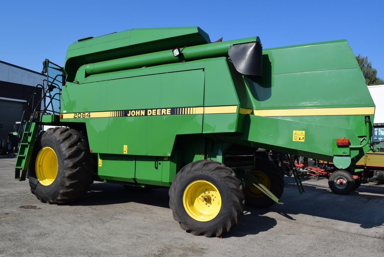 John Deere 2064 - Θεριζοαλωνιστική μηχανή: φωτογραφία 3 John Deere 2064 - Θεριζοαλωνιστική μηχανή: φωτογραφία 3