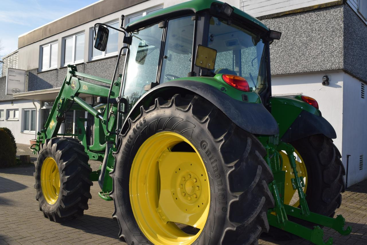 John Deere 6220 - Τρακτέρ: φωτογραφία 5 John Deere 6220 - Τρακτέρ: φωτογραφία 5