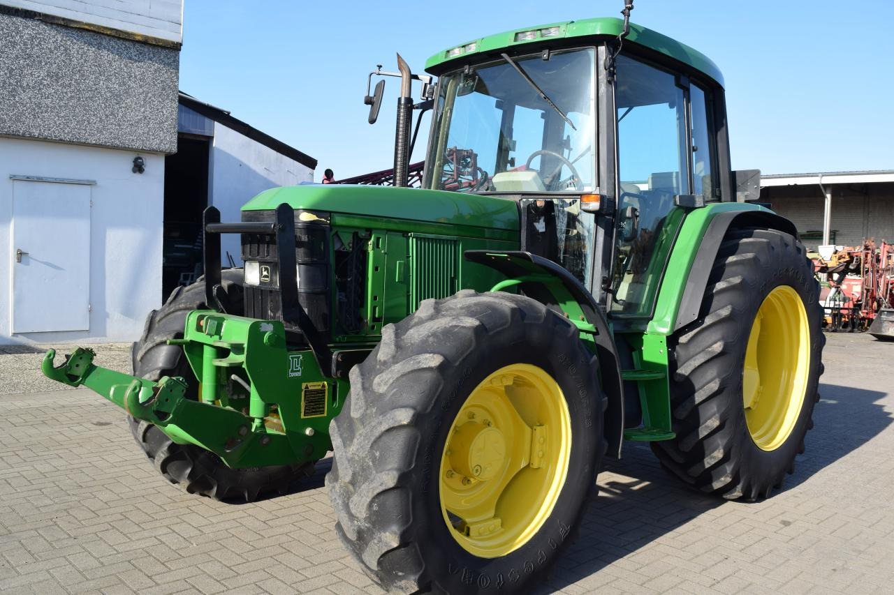 John Deere 6410 - Τρακτέρ: φωτογραφία 1 John Deere 6410 - Τρακτέρ: φωτογραφία 1