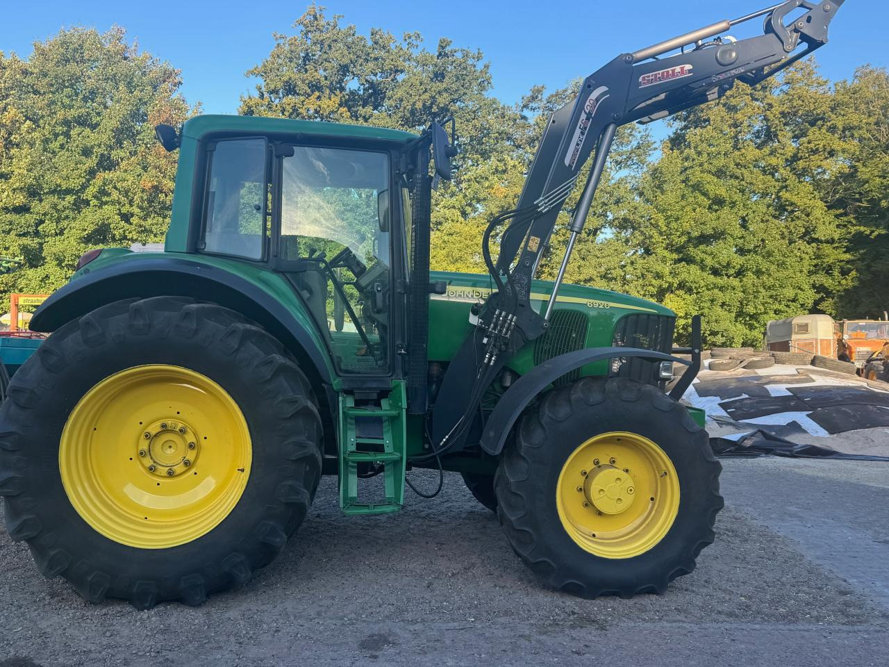 John Deere 6920 - Τρακτέρ: φωτογραφία 1 John Deere 6920 - Τρακτέρ: φωτογραφία 1