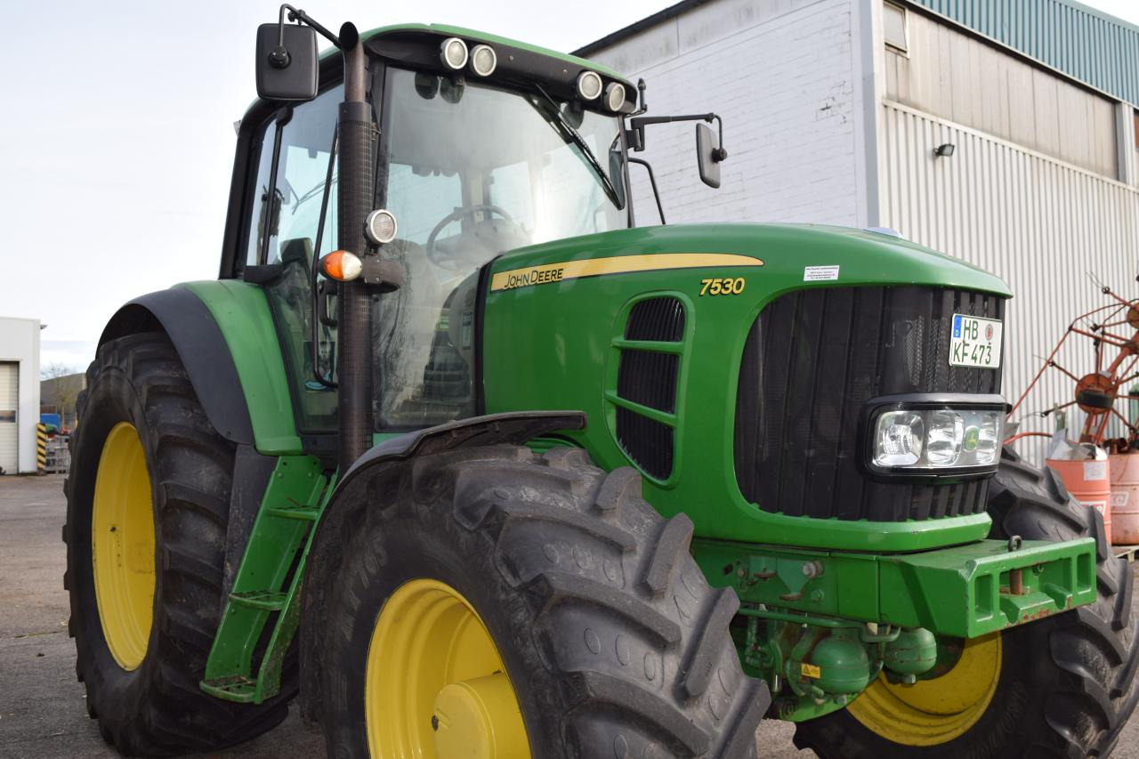 John Deere 7530 Premium - Τρακτέρ: φωτογραφία 3 John Deere 7530 Premium - Τρακτέρ: φωτογραφία 3