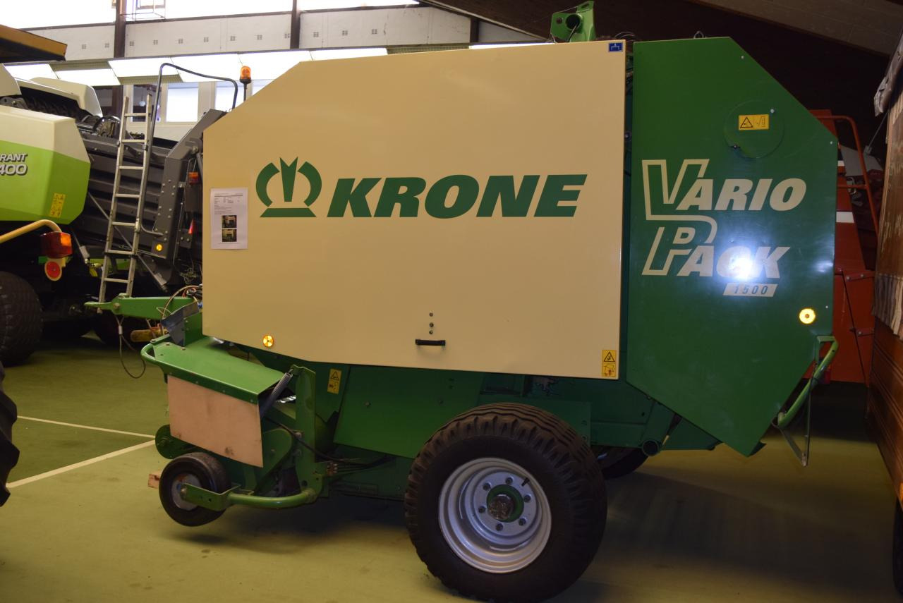 Krone Vario Pack 1500 - Χορτοδετική μηχανή στρόγγυλης μπάλας: φωτογραφία 2 Krone Vario Pack 1500 - Χορτοδετική μηχανή στρόγγυλης μπάλας: φωτογραφία 2