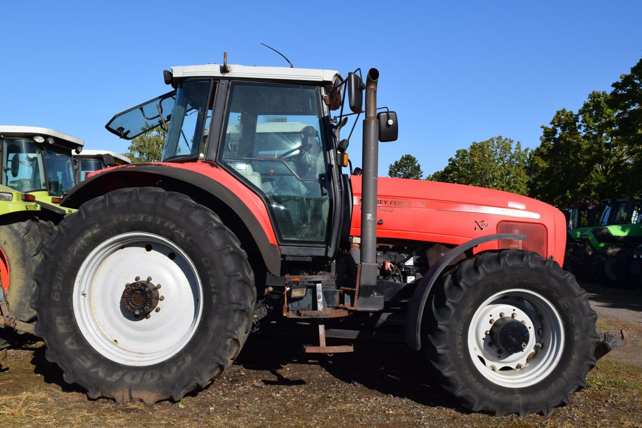 Massey Ferguson MF 8250 - Τρακτέρ: φωτογραφία 3 Massey Ferguson MF 8250 - Τρακτέρ: φωτογραφία 3