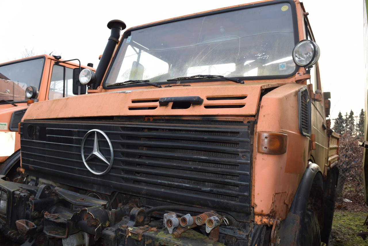 Mercedes-Benz Unimog U1200 - Τρακτέρ: φωτογραφία 2 Mercedes-Benz Unimog U1200 - Τρακτέρ: φωτογραφία 2
