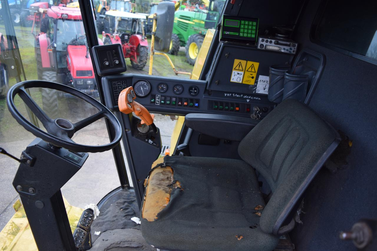 Θεριζοαλωνιστική μηχανή New Holland TC 56: φωτογραφία 8 Θεριζοαλωνιστική μηχανή New Holland TC 56: φωτογραφία 8