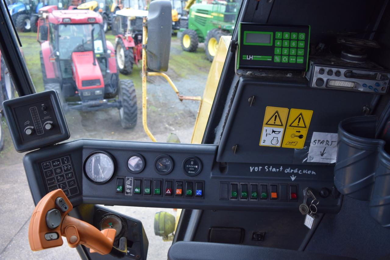 Θεριζοαλωνιστική μηχανή New Holland TC 56: φωτογραφία 10 Θεριζοαλωνιστική μηχανή New Holland TC 56: φωτογραφία 10