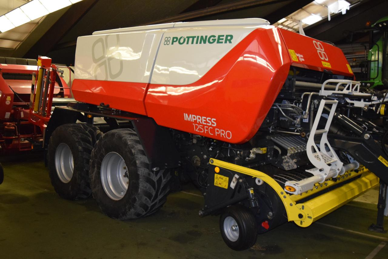 Pöttinger Impress 125 FC Pro *Press-Wickelkombinationen* - Χορτοδετική μηχανή στρόγγυλης μπάλας: φωτογραφία 1 Pöttinger Impress 125 FC Pro *Press-Wickelkombinationen* - Χορτοδετική μηχανή στρόγγυλης μπάλας: φωτογραφία 1