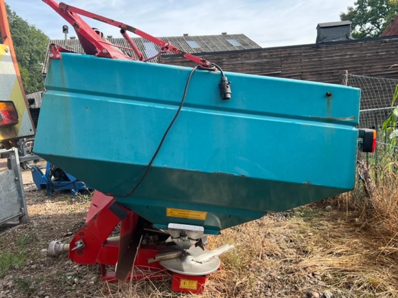 Sulky Burel DPX 2004 - Λιπασματοδιανομέας: φωτογραφία 2 Sulky Burel DPX 2004 - Λιπασματοδιανομέας: φωτογραφία 2