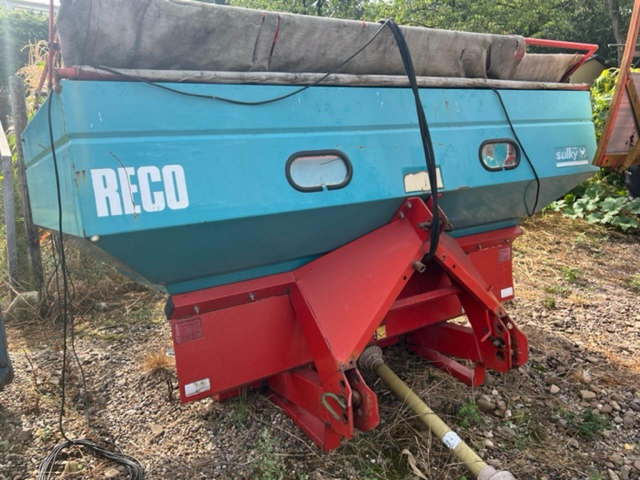 Sulky Burel DPX 2004 - Λιπασματοδιανομέας: φωτογραφία 4 Sulky Burel DPX 2004 - Λιπασματοδιανομέας: φωτογραφία 4