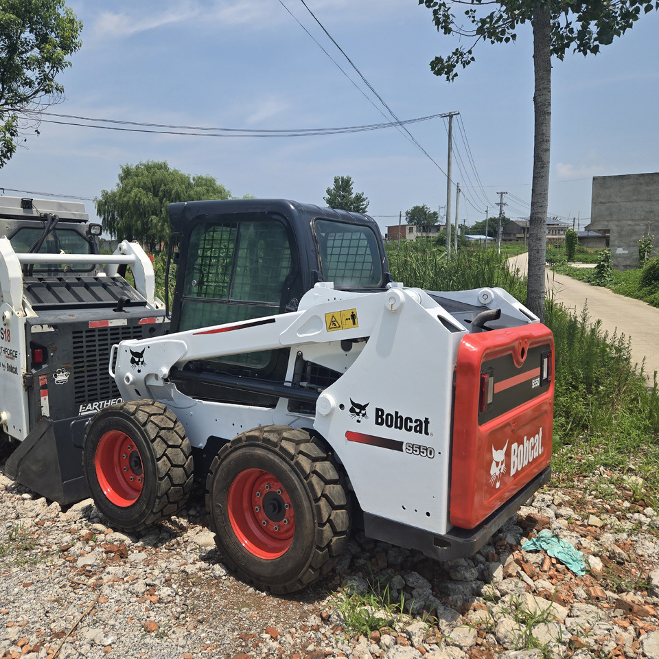 BOBCAT S550 - Φορτωτής πλάγιας ολίσθησης: φωτογραφία 2 BOBCAT S550 - Φορτωτής πλάγιας ολίσθησης: φωτογραφία 2