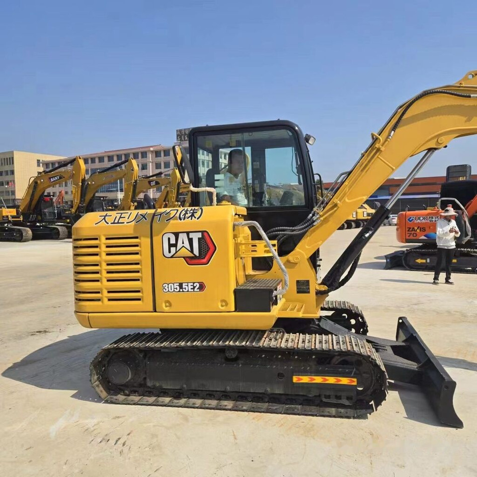 Caterpillar 305.5E2 - Μίνι εκσκαφέας: φωτογραφία 1 Caterpillar 305.5E2 - Μίνι εκσκαφέας: φωτογραφία 1