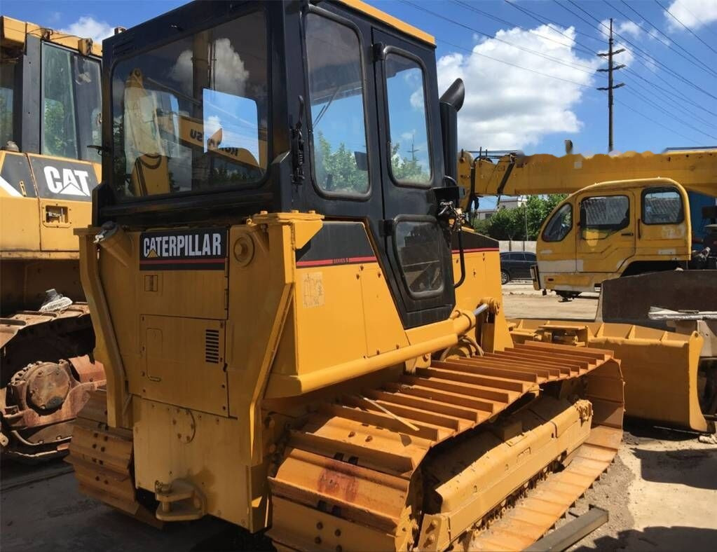 Caterpillar D4C - Μπουλντόζα: φωτογραφία 3 Caterpillar D4C - Μπουλντόζα: φωτογραφία 3