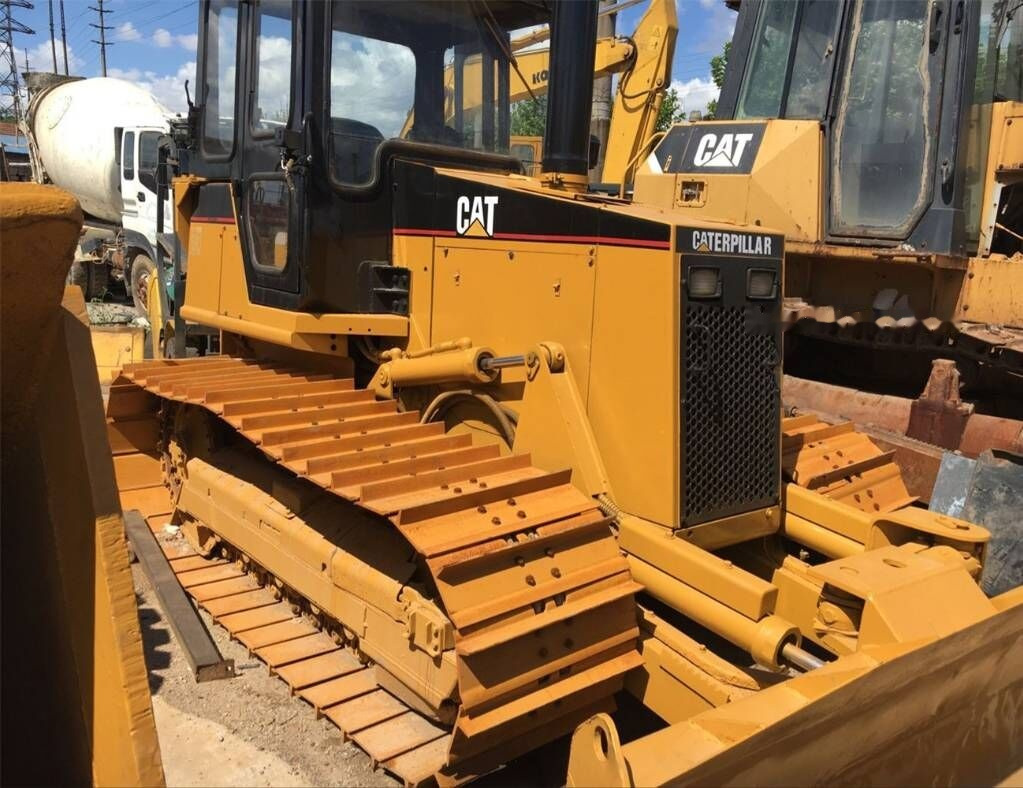 Caterpillar D4C - Μπουλντόζα: φωτογραφία 2 Caterpillar D4C - Μπουλντόζα: φωτογραφία 2