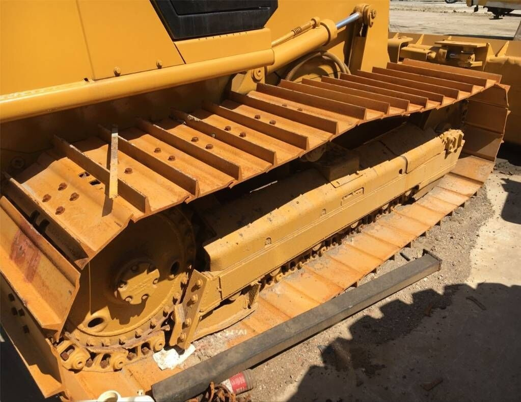 Caterpillar D4C - Μπουλντόζα: φωτογραφία 1 Caterpillar D4C - Μπουλντόζα: φωτογραφία 1