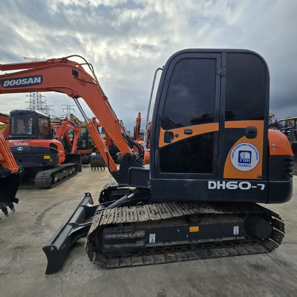 DOOSAN DH60-7 - Μίνι εκσκαφέας: φωτογραφία 5 DOOSAN DH60-7 - Μίνι εκσκαφέας: φωτογραφία 5