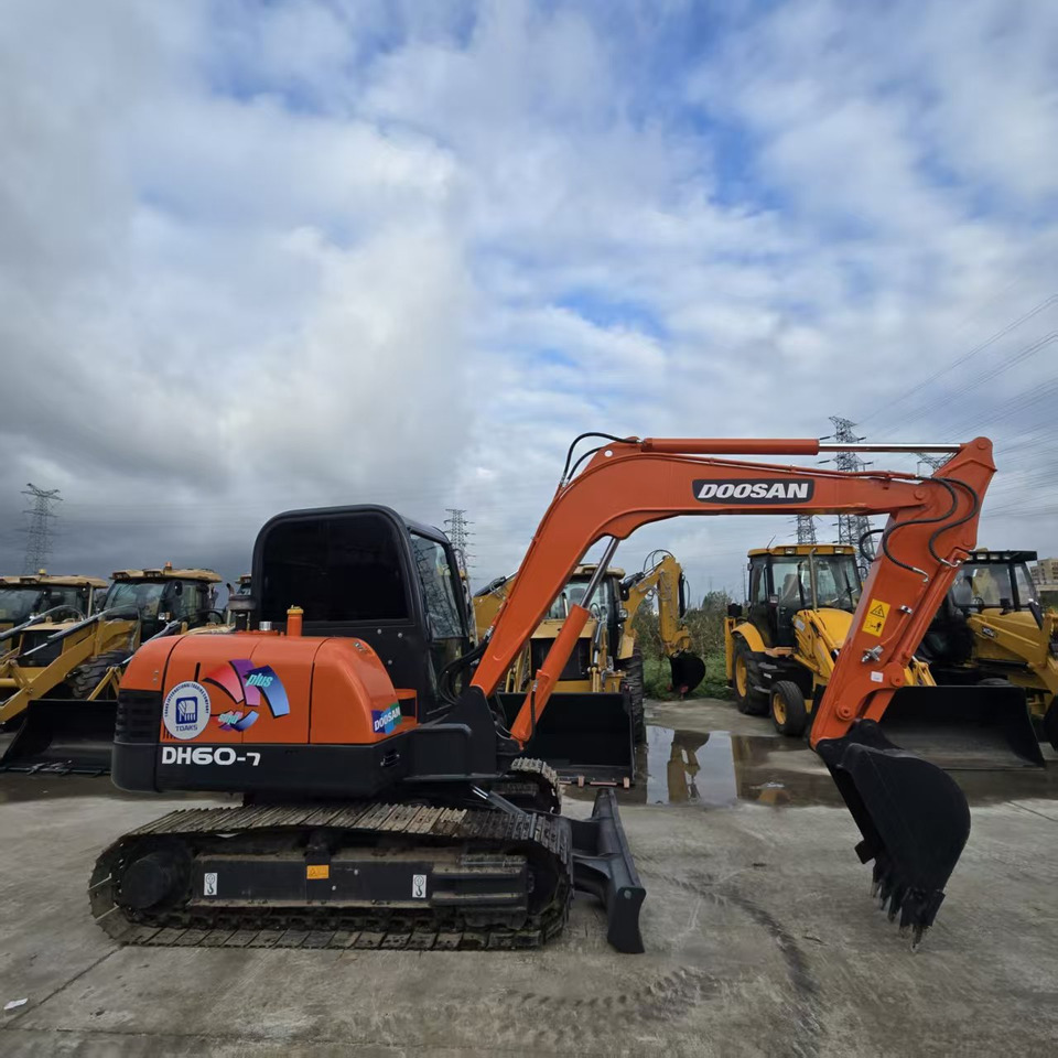DOOSAN DH60-7 - Μίνι εκσκαφέας: φωτογραφία 1 DOOSAN DH60-7 - Μίνι εκσκαφέας: φωτογραφία 1