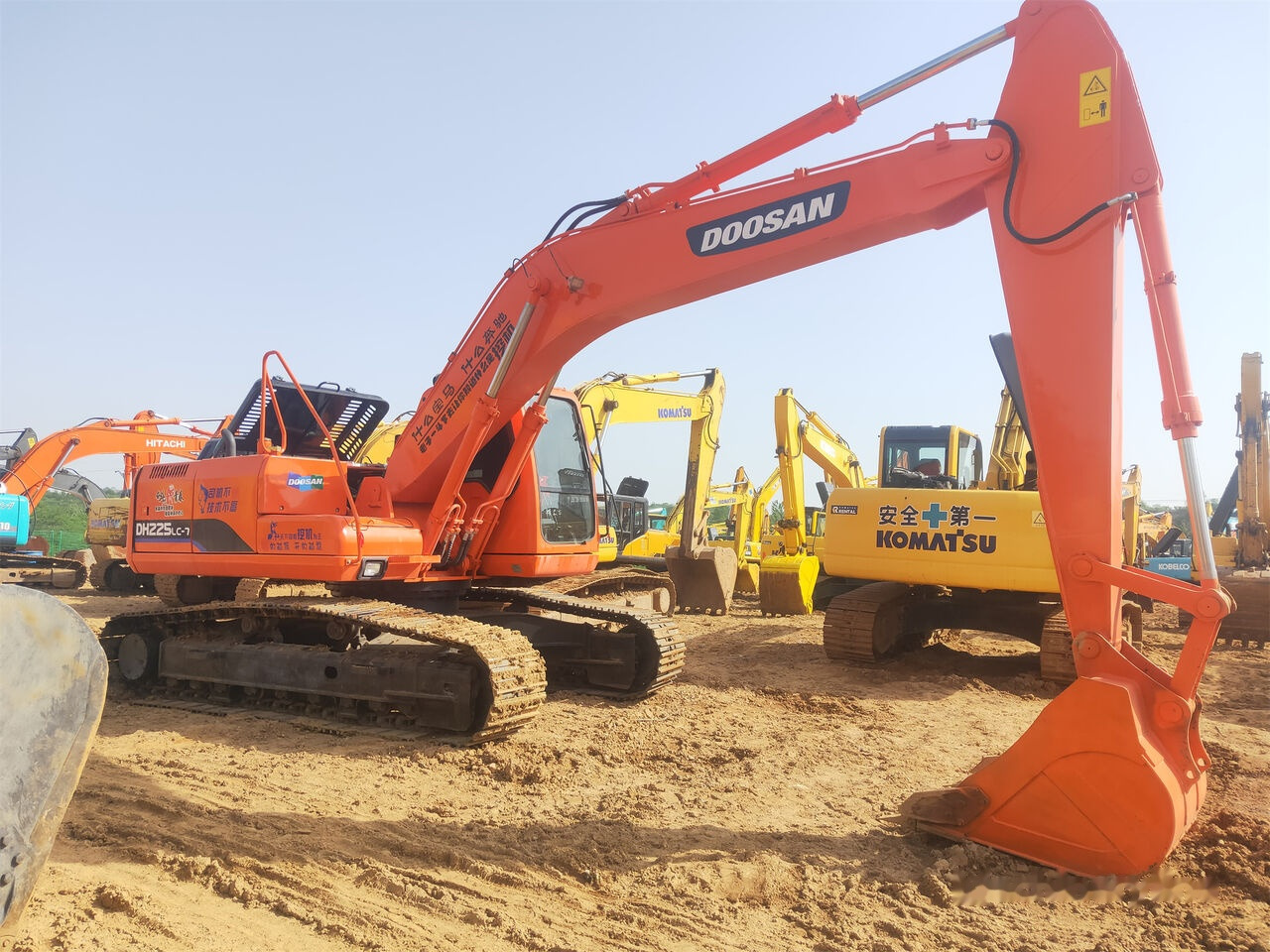Doosan DH225LC-7 - Ερπυστριοφόρος εκσκαφέας: φωτογραφία 5 Doosan DH225LC-7 - Ερπυστριοφόρος εκσκαφέας: φωτογραφία 5