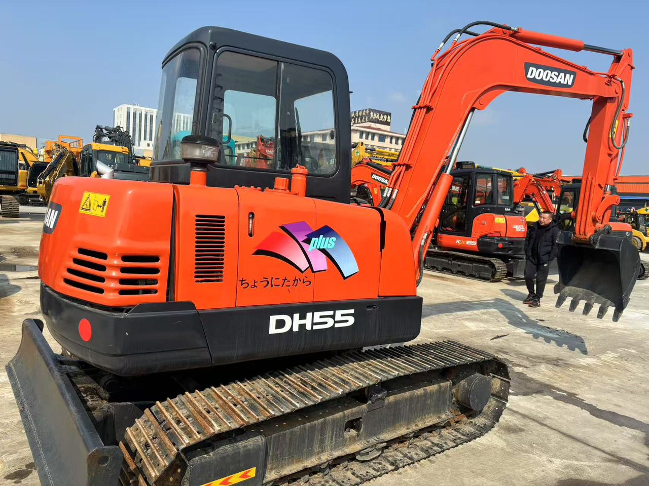 Doosan DH55 - Μίνι εκσκαφέας: φωτογραφία 4 Doosan DH55 - Μίνι εκσκαφέας: φωτογραφία 4