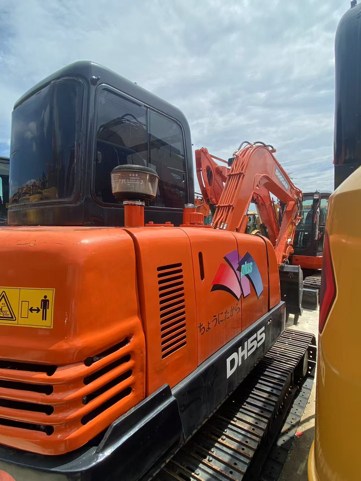 Doosan DH55 - Μίνι εκσκαφέας: φωτογραφία 5 Doosan DH55 - Μίνι εκσκαφέας: φωτογραφία 5