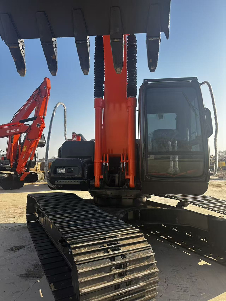 HITACHI ZX210 - Εκσκαφέας: φωτογραφία 5 HITACHI ZX210 - Εκσκαφέας: φωτογραφία 5