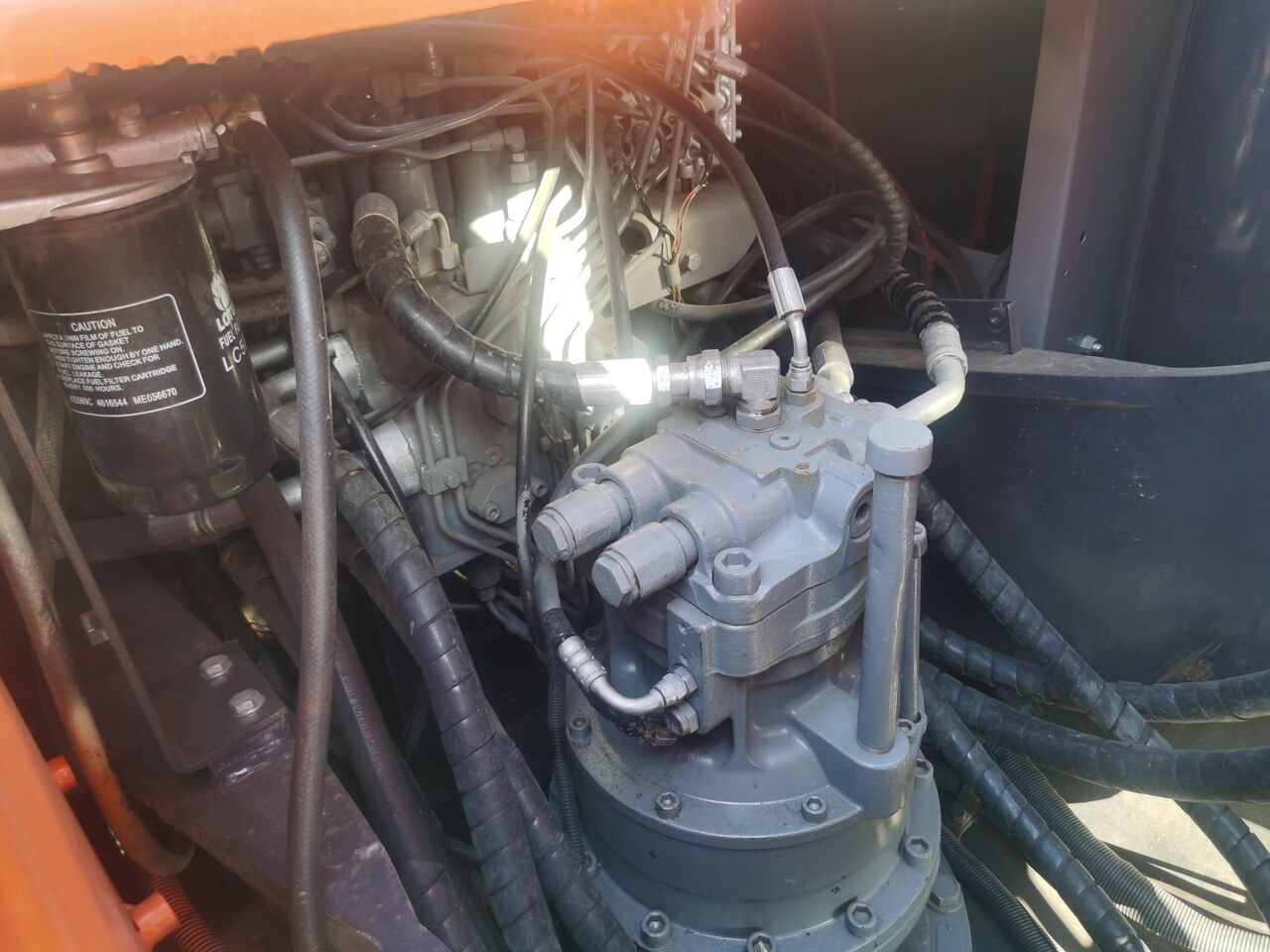 Hitachi ZX200 - Ερπυστριοφόρος εκσκαφέας: φωτογραφία 3 Hitachi ZX200 - Ερπυστριοφόρος εκσκαφέας: φωτογραφία 3