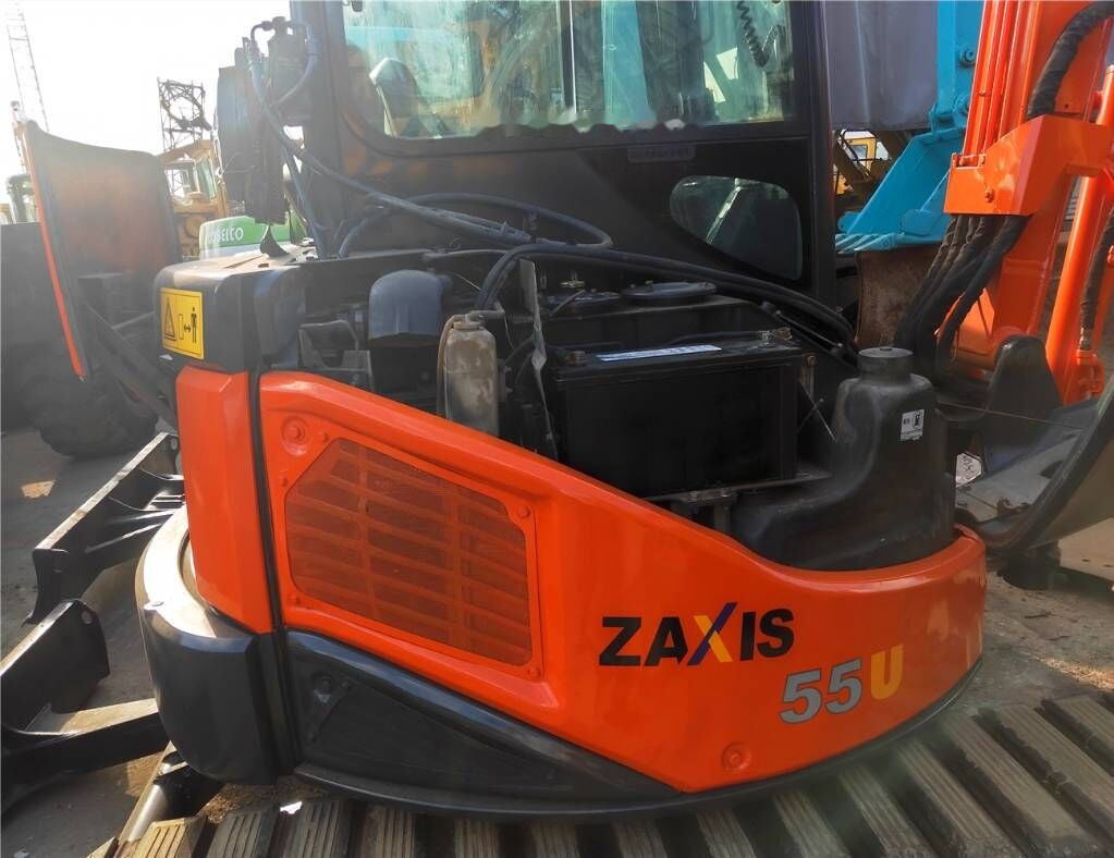 Hitachi ZX55UR - Μίνι εκσκαφέας: φωτογραφία 2 Hitachi ZX55UR - Μίνι εκσκαφέας: φωτογραφία 2