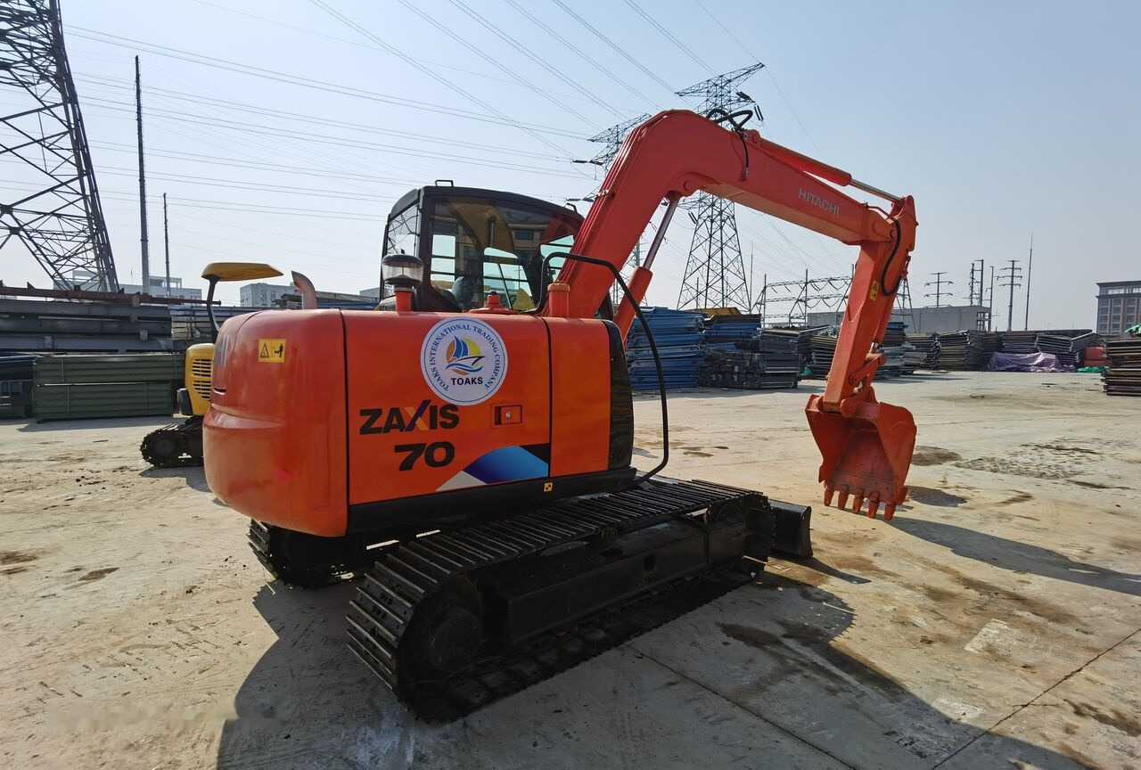 Hitachi ZX70 - Μίνι εκσκαφέας: φωτογραφία 3 Hitachi ZX70 - Μίνι εκσκαφέας: φωτογραφία 3