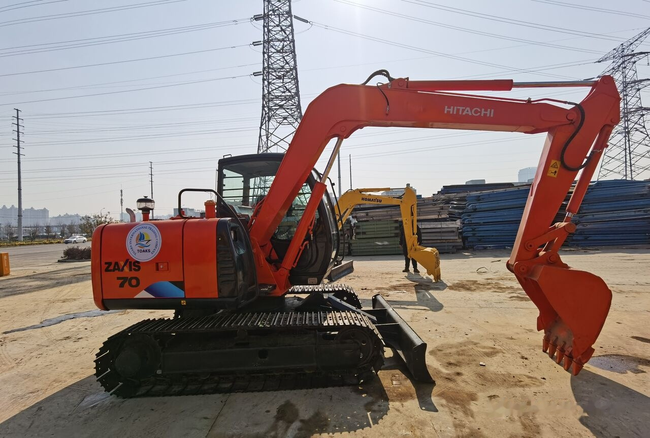 Hitachi ZX70 - Μίνι εκσκαφέας: φωτογραφία 1 Hitachi ZX70 - Μίνι εκσκαφέας: φωτογραφία 1
