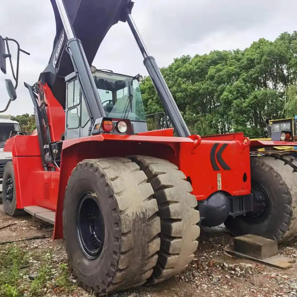 Reachstacker KALMAR: φωτογραφία 10 Reachstacker KALMAR: φωτογραφία 10