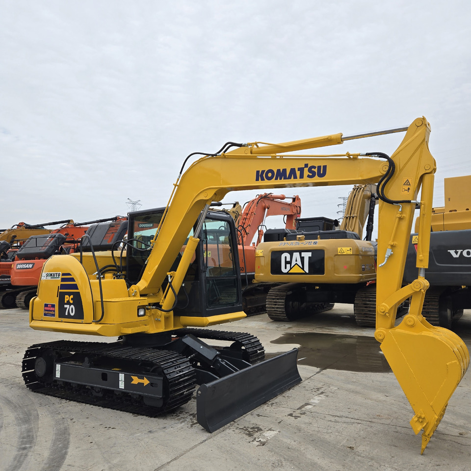 KOMATSU PC70-8 - Μίνι εκσκαφέας: φωτογραφία 3 KOMATSU PC70-8 - Μίνι εκσκαφέας: φωτογραφία 3
