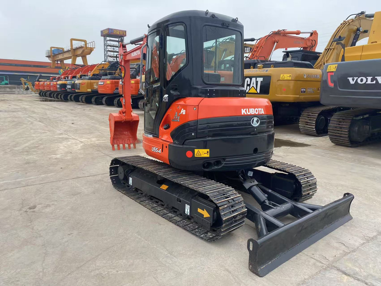 KUBOTA U55-4 - Μίνι εκσκαφέας: φωτογραφία 5 KUBOTA U55-4 - Μίνι εκσκαφέας: φωτογραφία 5